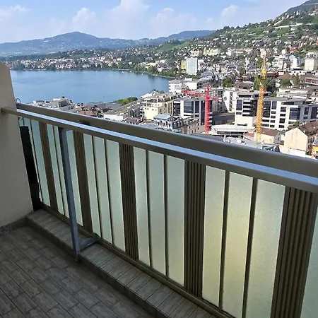 Centre, Vue Panoramique Sur Le Et Les Montagnes Διαμέρισμα