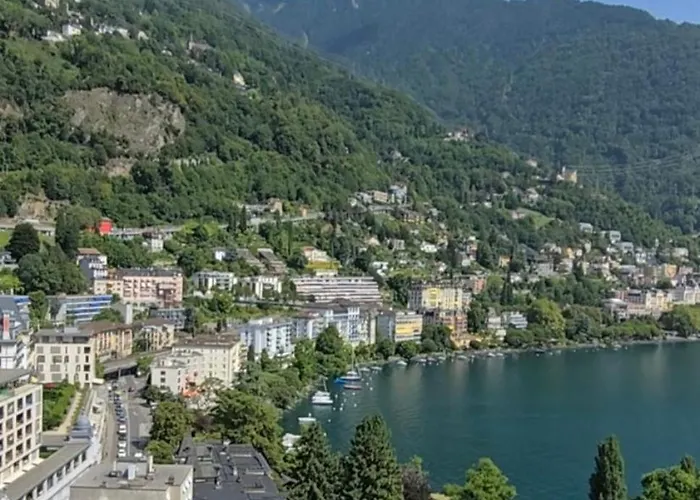 Centre, Vue Panoramique Sur Le Et Les Montagnes Apartament Montreux